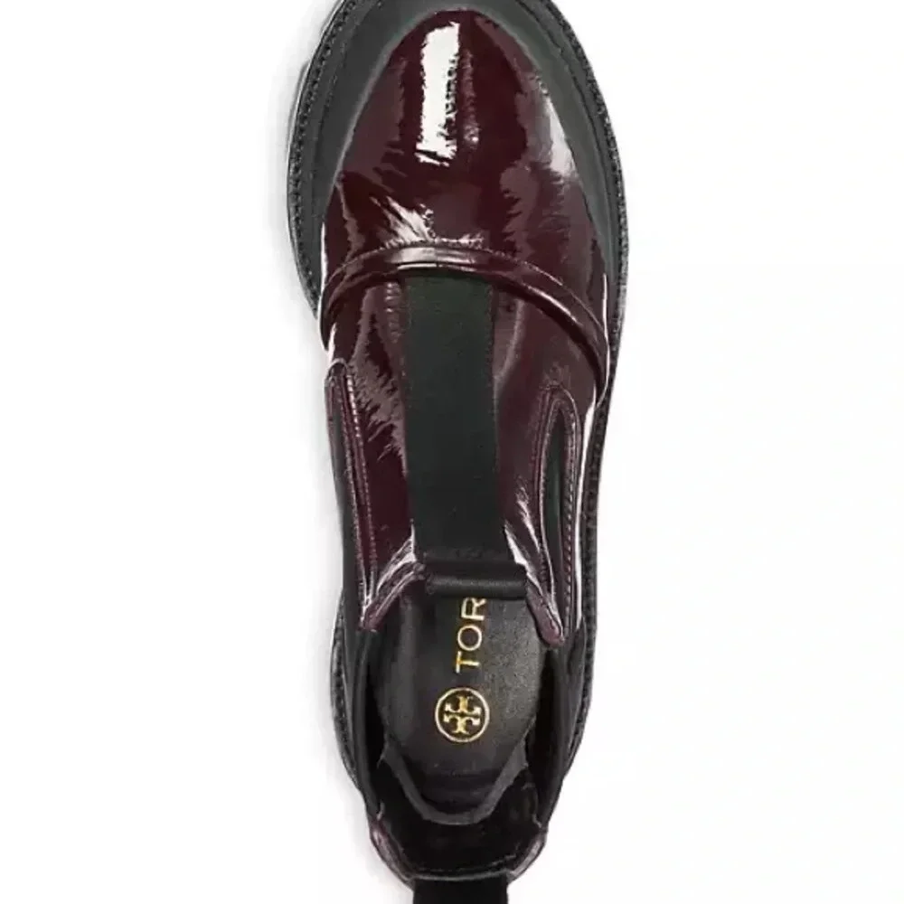 Tory Burch Women's Chelsea Lug Sole Ankle Boots. Sz: 6.5